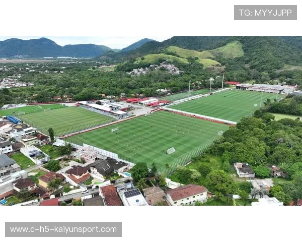 青训是否支持球员在校学习成绩与训练表现双向激励，青训给钱吗