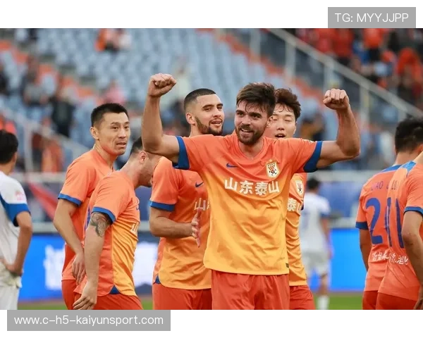 鲁沪巅峰对决 中超争冠关键一役，鲁能对战上港全集pptv视频回放