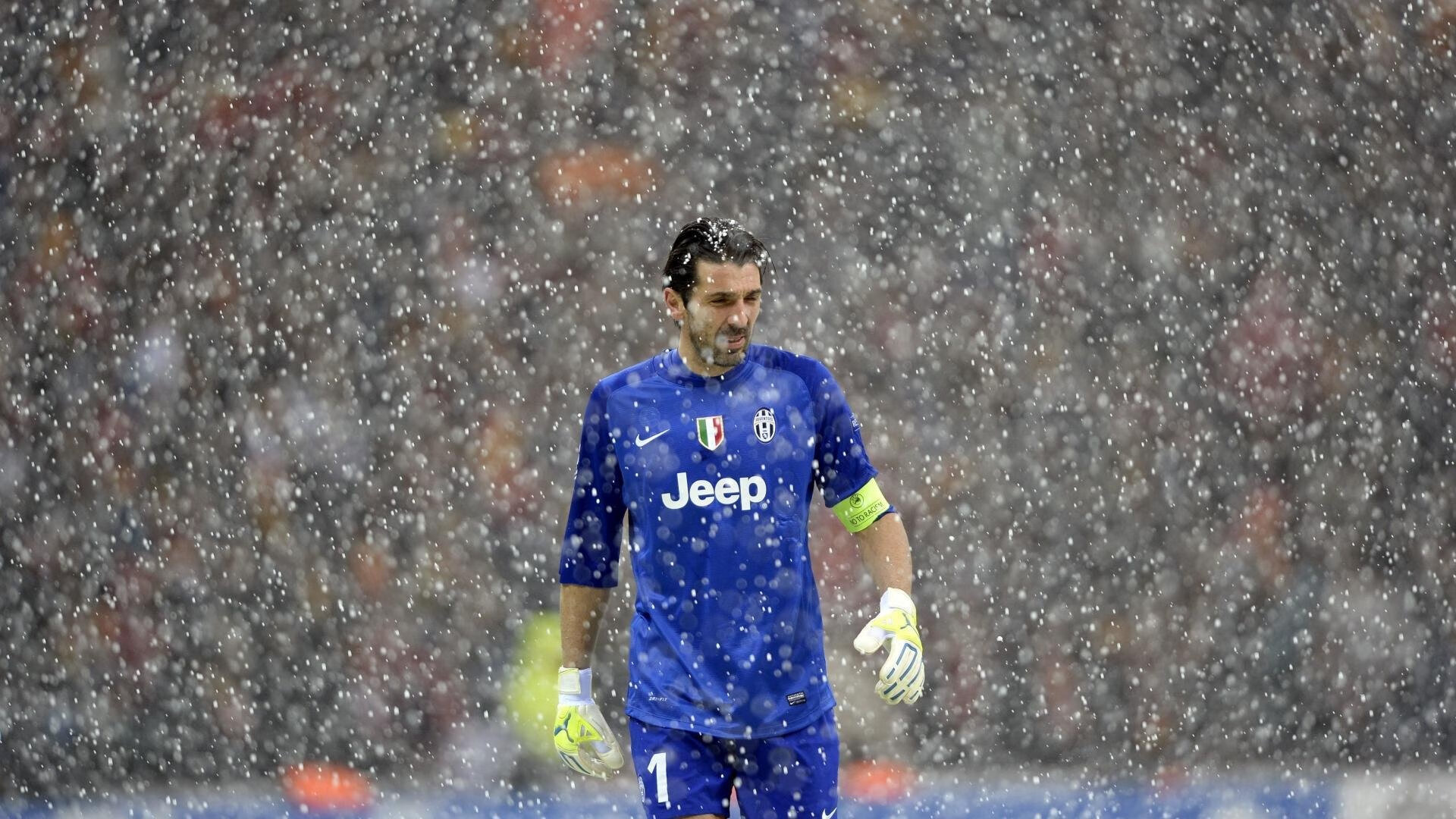 拼尽全力只为那一身中国战袍，拼尽全力的中国人