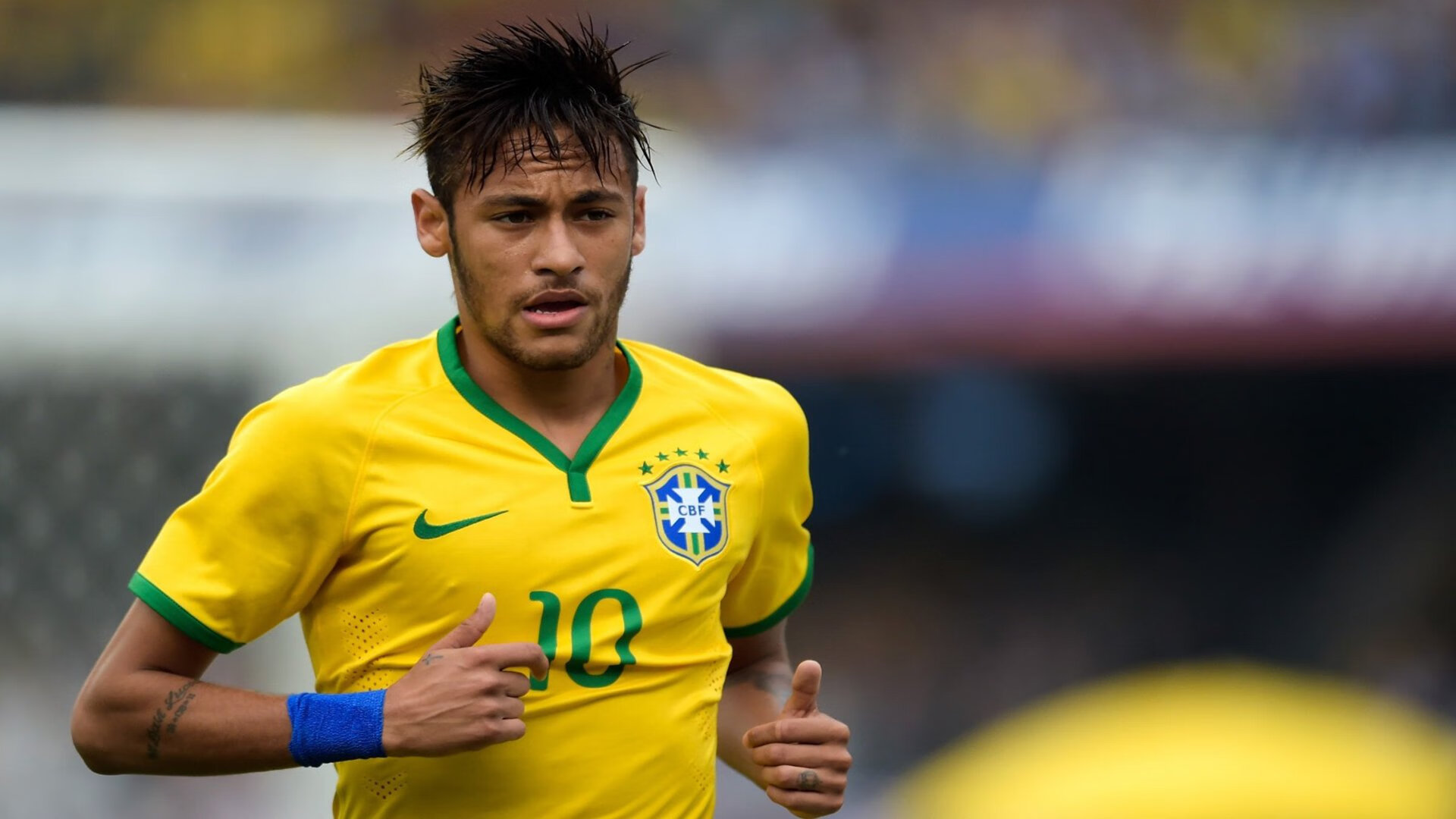 曼城进攻火力全开，欧冠赛场连战连胜，曼城晋级欧冠8强